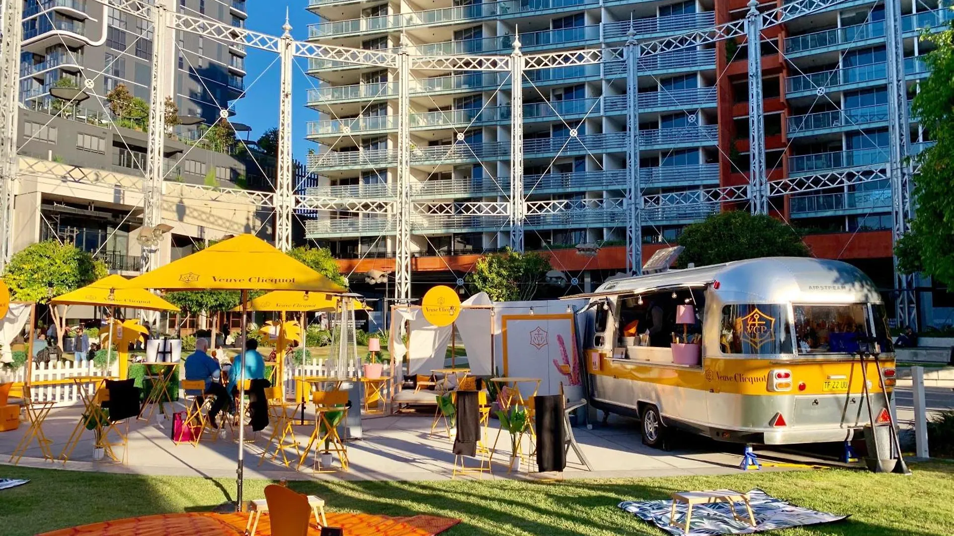 Comfy And Bright Apartment With Huge Balcony! Brisbane